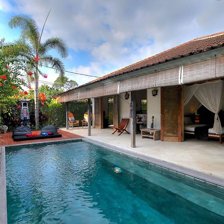 Villa 007 Seminyak Exterior foto
